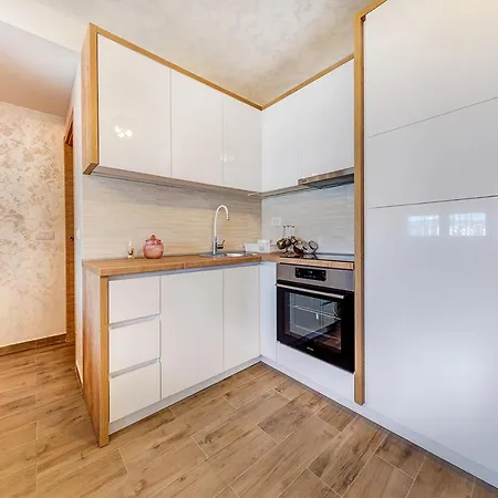 Kings Apartment